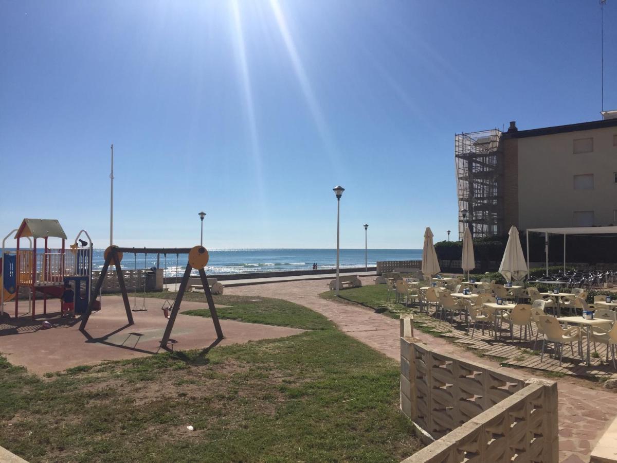 Cozy In A Beachfront Complex * Mareny Blau